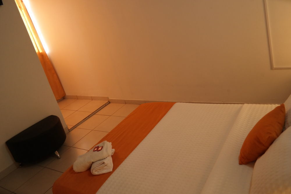 Otono Hostel San Gil Bagian luar foto